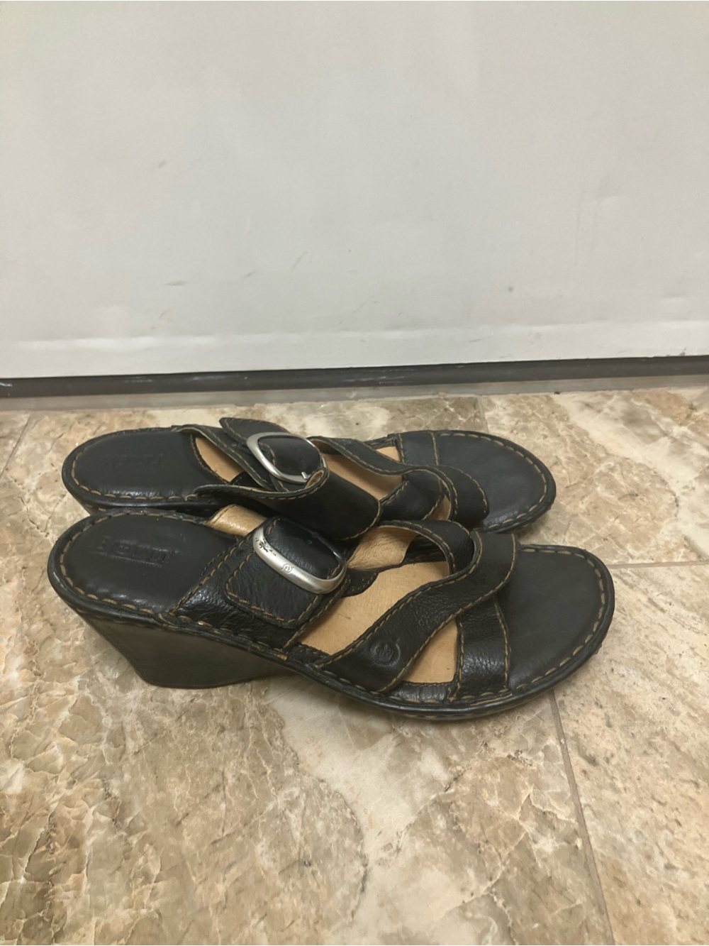 Born Slip On Sandals Wedge